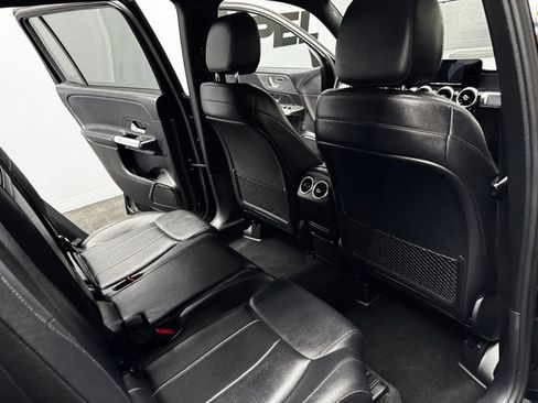 Used 2020 Mercedes-Benz GLB 250 4MATIC image 50