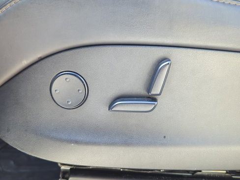 Used 2018 Tesla Model X P100D image 11