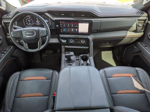 Certified 2024 GMC Sierra 1500 AT4 w/ Technology Package AWD/4WD image 14