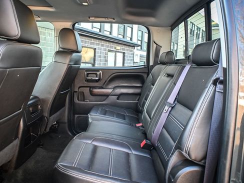 Used 2017 GMC Sierra 2500 Denali w/ Suspension Package, Off-Road image 13