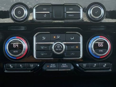 Used 2021 GMC Yukon Denali w/ Denali Ultimate Package image 4