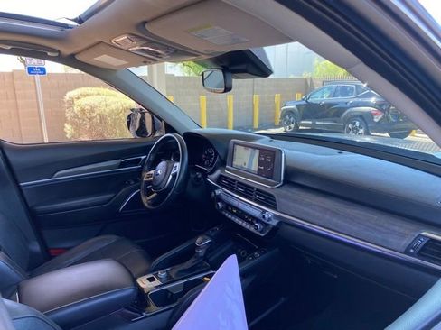 Used 2021 Kia Telluride SX w/ Towing Package image 5