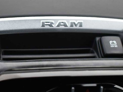 Used 2023 RAM 1500 Big Horn image 24