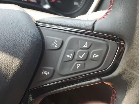 Used 2024 Chevrolet Equinox RS image 19