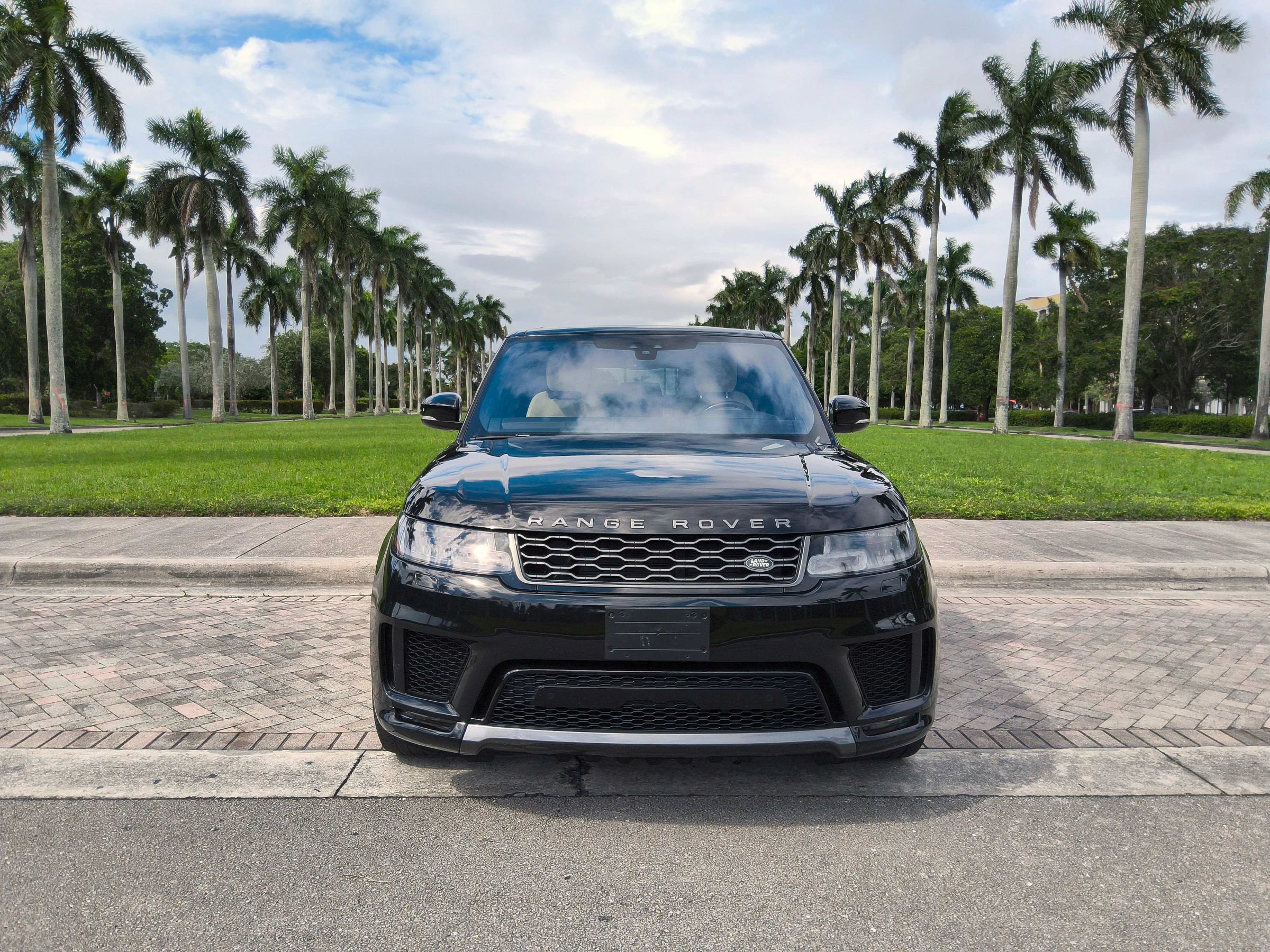 Used 2021 Land Rover Range Rover Sport HSE Silver Edition AWD/4WD image 2