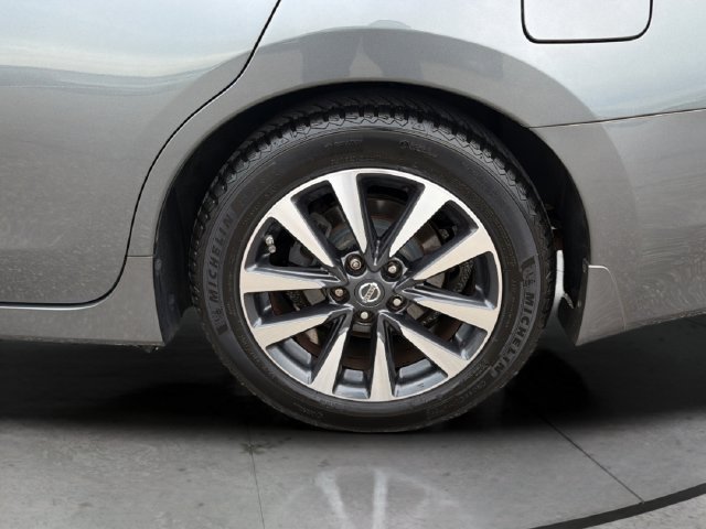 Used 2016 Nissan Altima 2.5 SV w/ Convenience Package FWD image 33