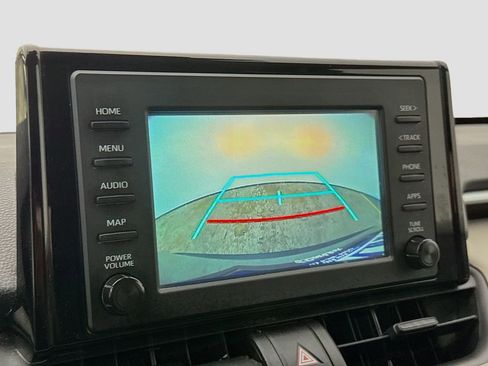 Used 2019 Toyota RAV4 XLE w/ Convenience Package AWD/4WD image 15