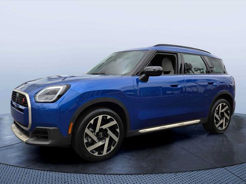 Certified 2025 MINI Cooper Countryman S AWD/4WD image 2