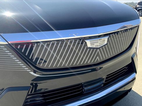 New 2026 Cadillac Escalade IQL Luxury image 37