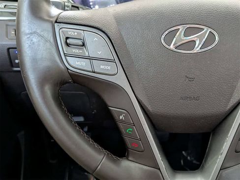 Used 2017 Hyundai Santa Fe Sport image 29