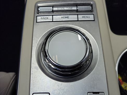 Used 2022 Genesis GV70 3.5T Sport w/ Sport Prestige Package AWD/4WD image 31