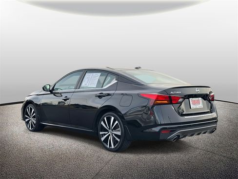 Used 2020 Nissan Altima 2.5 SR image 6