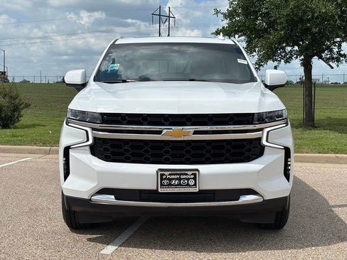 Used 2021 Chevrolet Tahoe LS RWD image 3