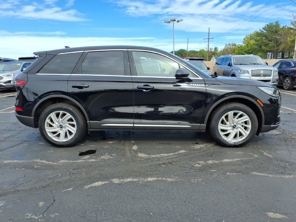 Certified 2023 Lincoln Corsair AWD image 8
