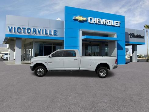 Used 2017 RAM 3500 Laramie AWD/4WD image 9