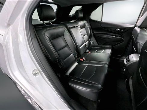 Used 2018 Chevrolet Equinox Premier image 26