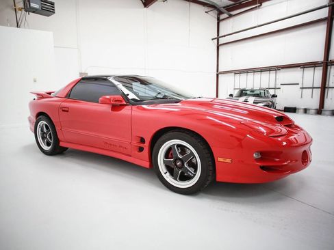Used 1999 Pontiac Firebird Formula w/ Security Pkg image 11