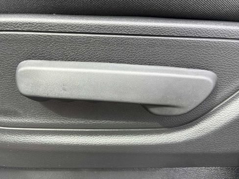 New 2026 RAM 1500 Express AWD/4WD image 14