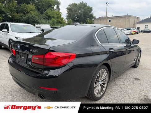 Used 2017 BMW 530i xDrive AWD/4WD image 2