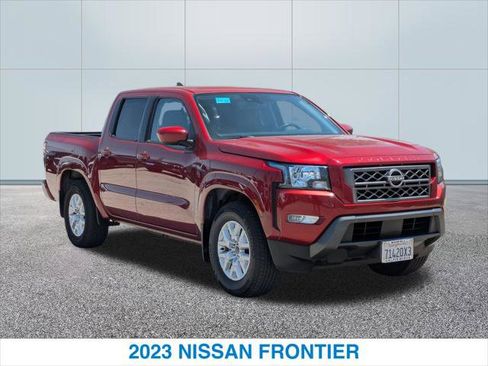 Used 2023 Nissan Frontier SV w/ SV Convenience Package RWD image 4