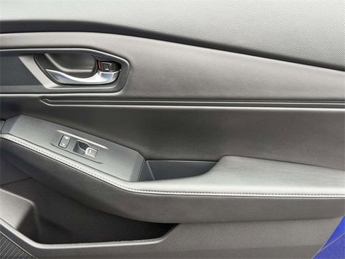 Used 2025 Honda Accord Sport image 6