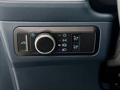 New 2026 Ford Maverick XLT image 18