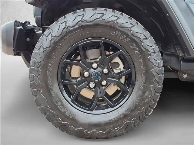 Used 2024 Jeep Wrangler Unlimited AWD/4WD image 23