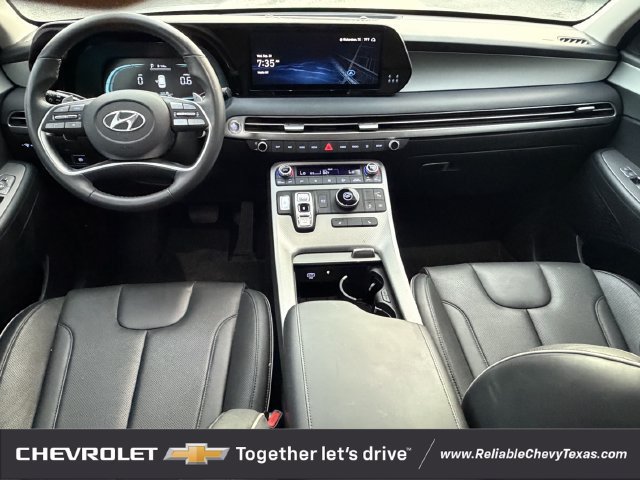 Used 2025 Hyundai Palisade SEL FWD image 11