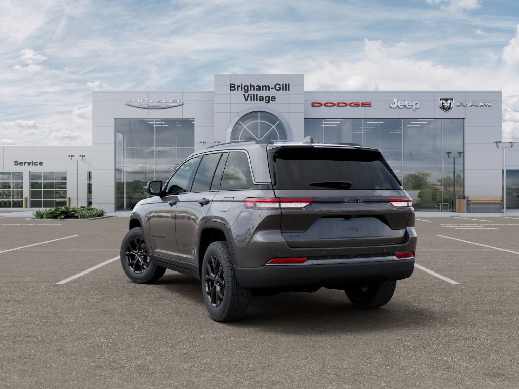 New 2026 Jeep Grand Cherokee Altitude AWD/4WD image 3