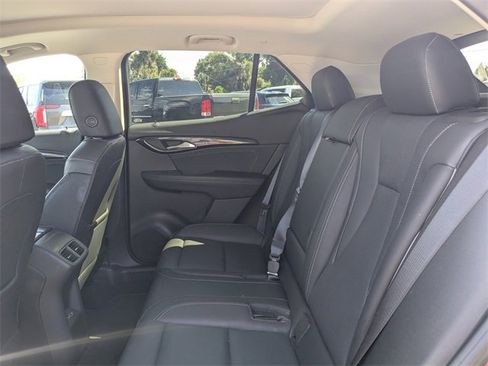 Used 2021 Buick Envision Essence w/ Technology Package I image 20