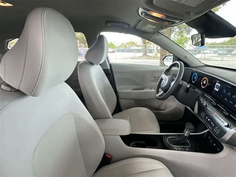 Used 2024 Hyundai Kona SEL image 27