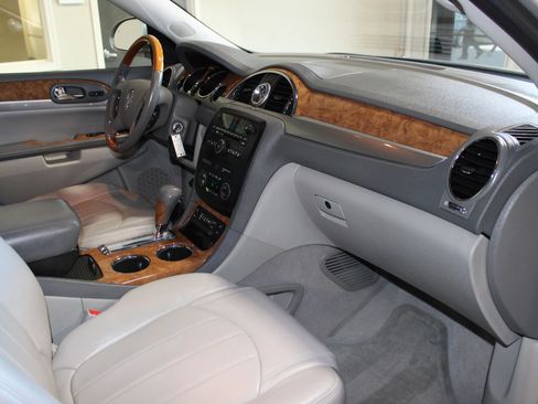 Used 2012 Buick Enclave Leather FWD image 26
