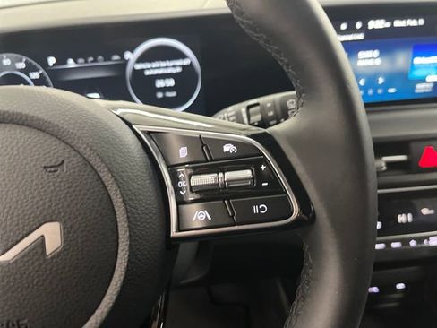 Certified 2024 Kia Seltos S image 16