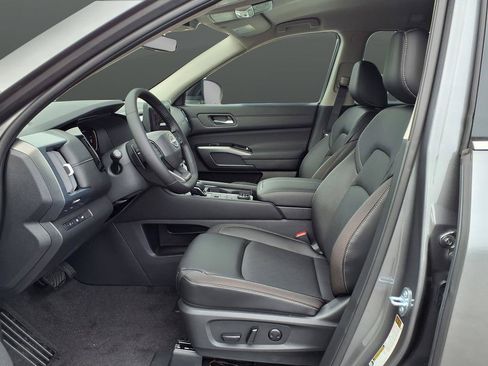 New 2026 Nissan Pathfinder SL AWD/4WD image 55