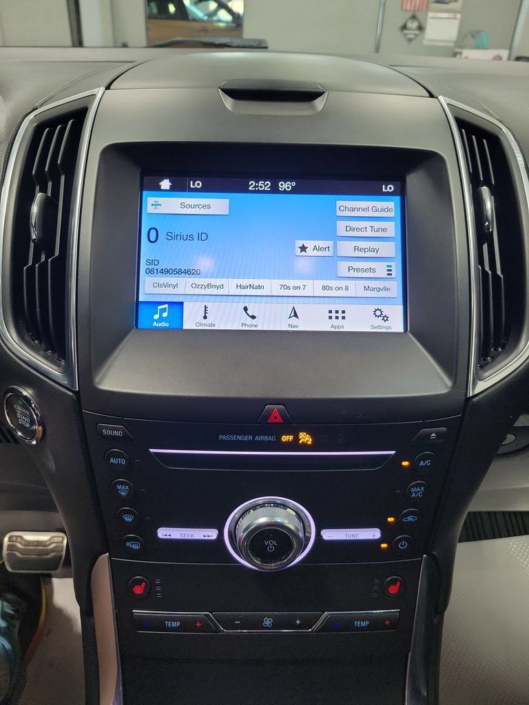 Used 2019 Ford Edge ST AWD/4WD image 6