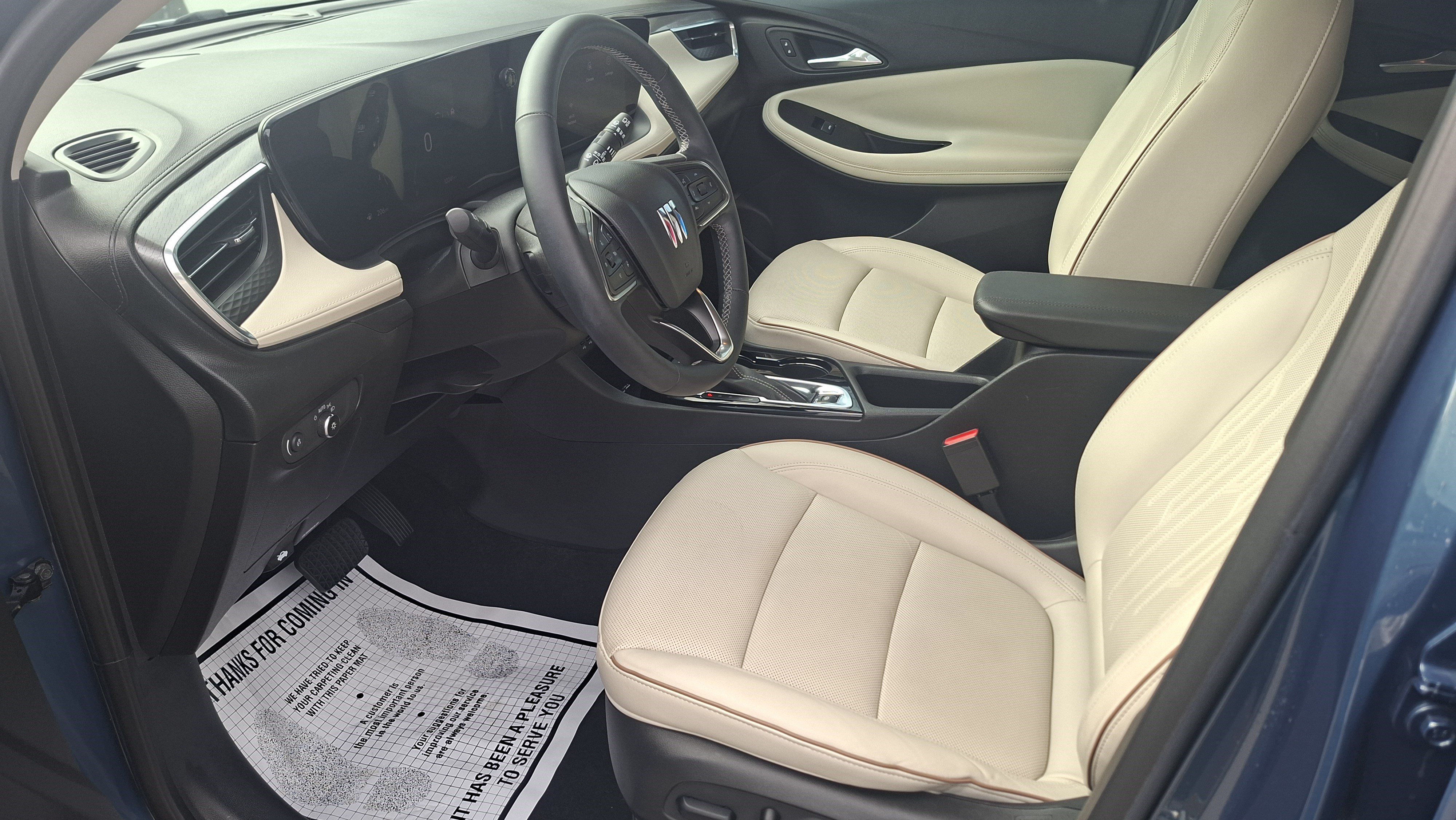 Used 2024 Buick Encore GX Avenir w/ Avenir Technology Package FWD image 9