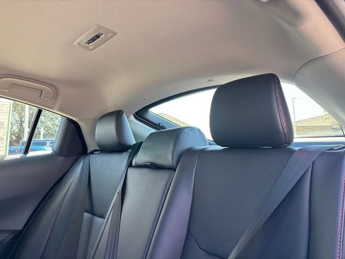 New 2026 Toyota Prius Plug-In Hybrid image 30