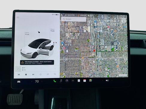 Used 2025 Tesla Model 3 Long Range RWD image 9