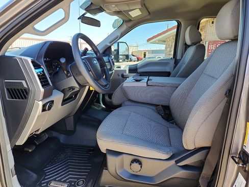 Used 2022 Ford F250 XLT image 11