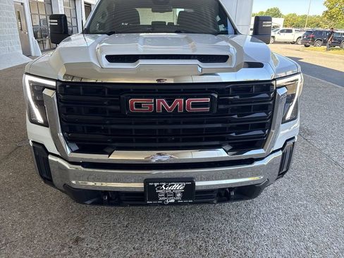 Used 2024 GMC Sierra 2500 Pro w/ 1SA Pro Safety Plus Package AWD/4WD image 30