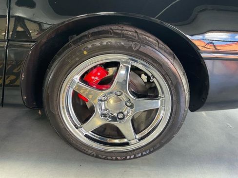 Used 1996 Chevrolet Corvette Convertible image 17