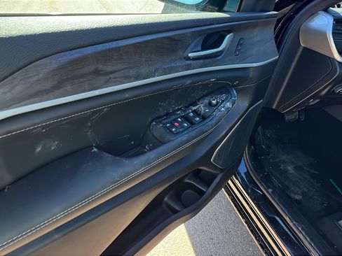 New 2026 Jeep Grand Cherokee Limited Reserve image 15