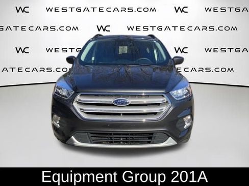 Used 2022 Ford Escape SE image 2