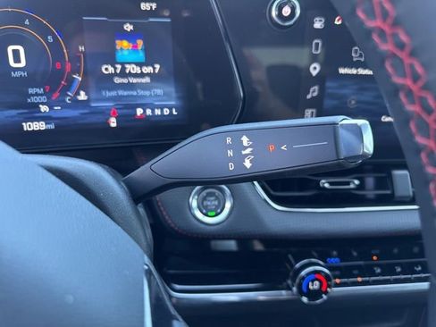 Used 2026 Chevrolet Equinox RS w/ Convenience Package III image 19