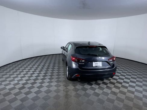 Used 2015 MAZDA MAZDA3 i Touring w/ Technology Package image 7