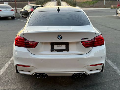 Used 2017 BMW M4 Coupe image 6