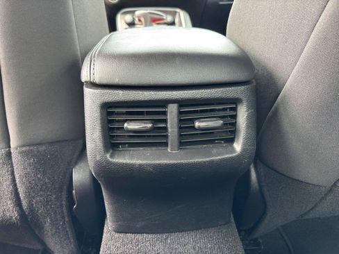 Used 2020 Dodge Challenger SXT AWD/4WD image 38