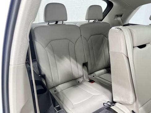 Used 2018 Audi Q7 3.0T Premium Plus image 32