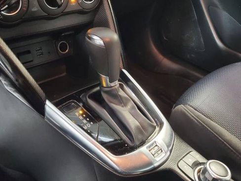 Used 2018 Toyota Yaris iA image 19