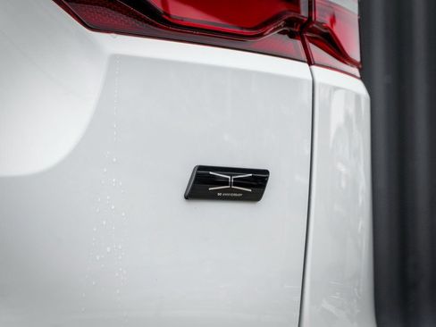 New 2026 Jaguar F-PACE R-Dynamic S AWD/4WD image 9